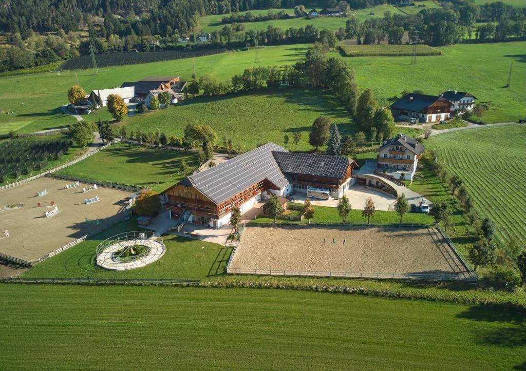 Schoenhuberhof Apartment Panoramablick Brunico Eksteriør bilde